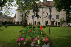 Château de la Mothe à Mérinchal